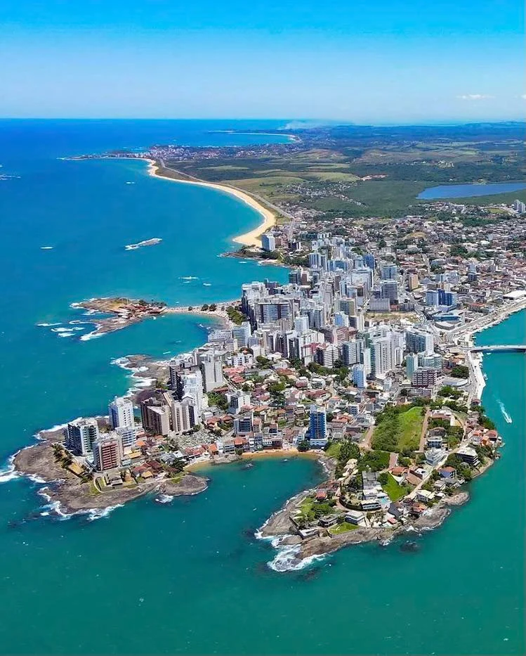 Vista aérea do litoral de Guarapari, no Espírito Santo